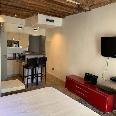 Ferienwohnung Habitat Parisien - Marais Sicile Exterior foto